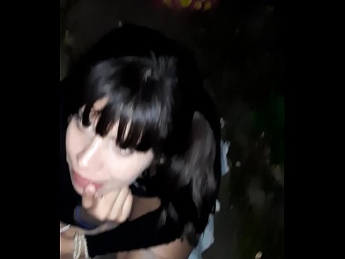 ❤️ سڑک پر کینڈی کے بدلے عضو تناسل کی سوجن مقعد ویڈیو پر ur.porno-filmy.ru ❌❤